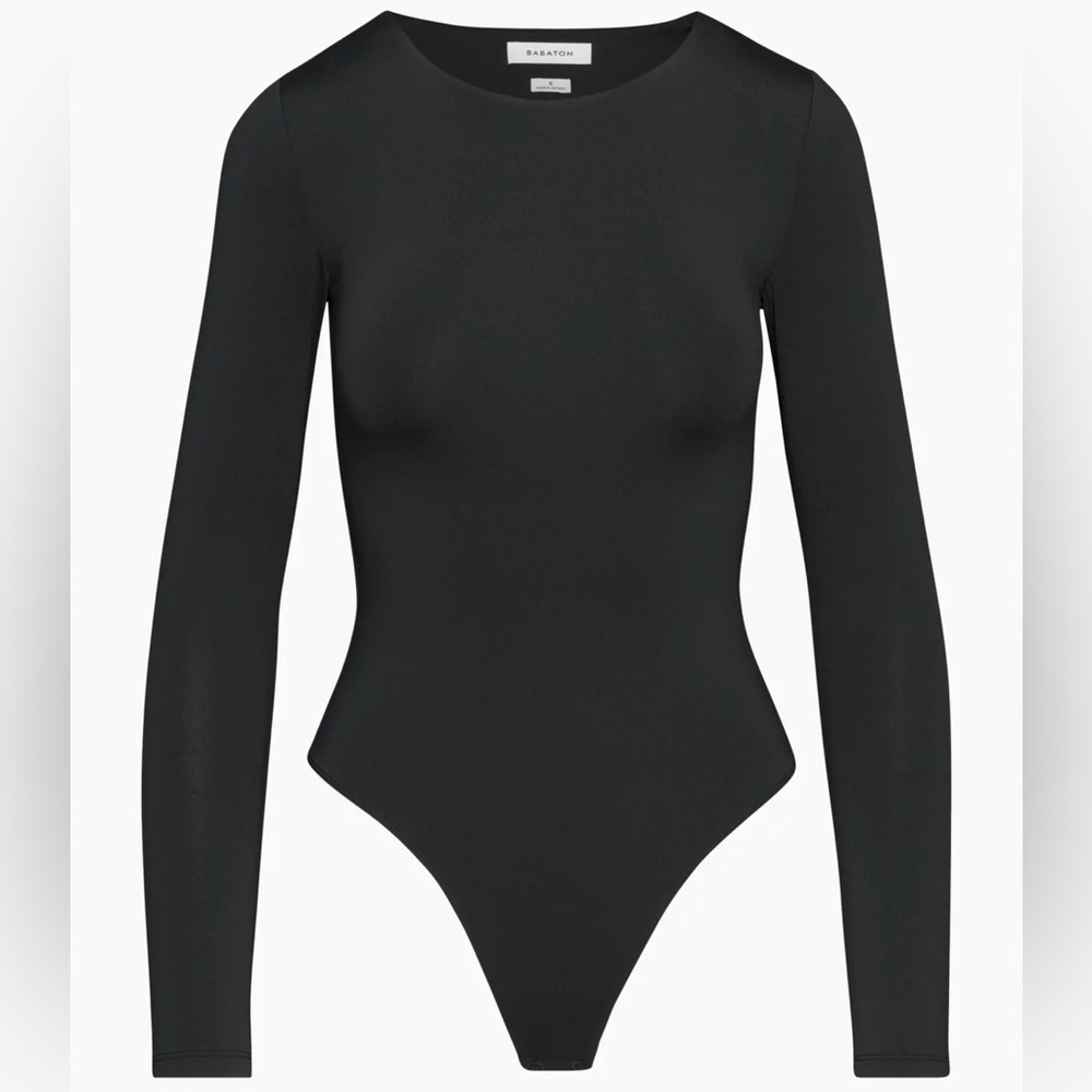 NWT- Aritzia Babaton Contour Crew Longsleeve Bodysuit